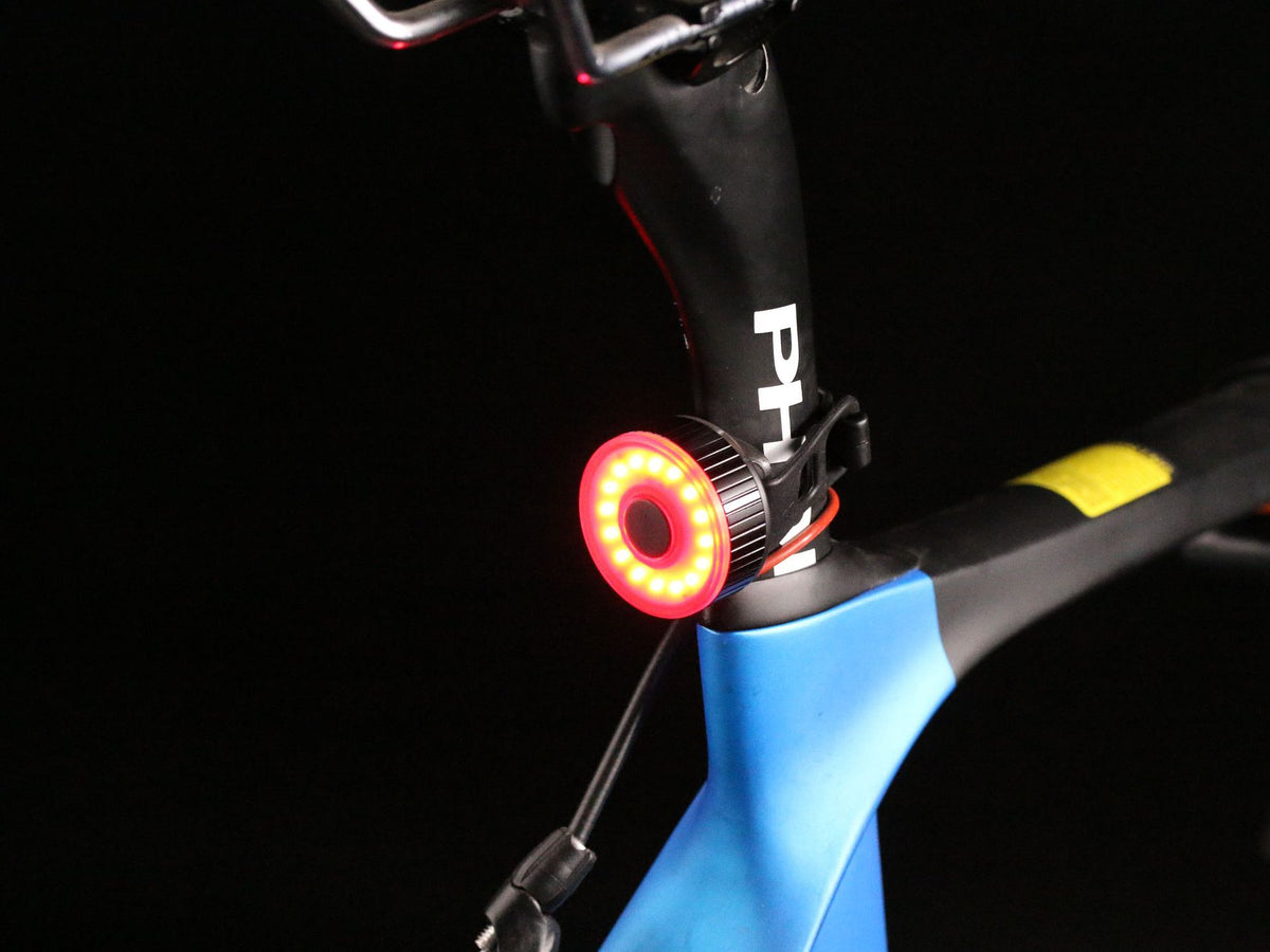 4-in-1 Bike Light, Phone Mount, Horn & Power Bank